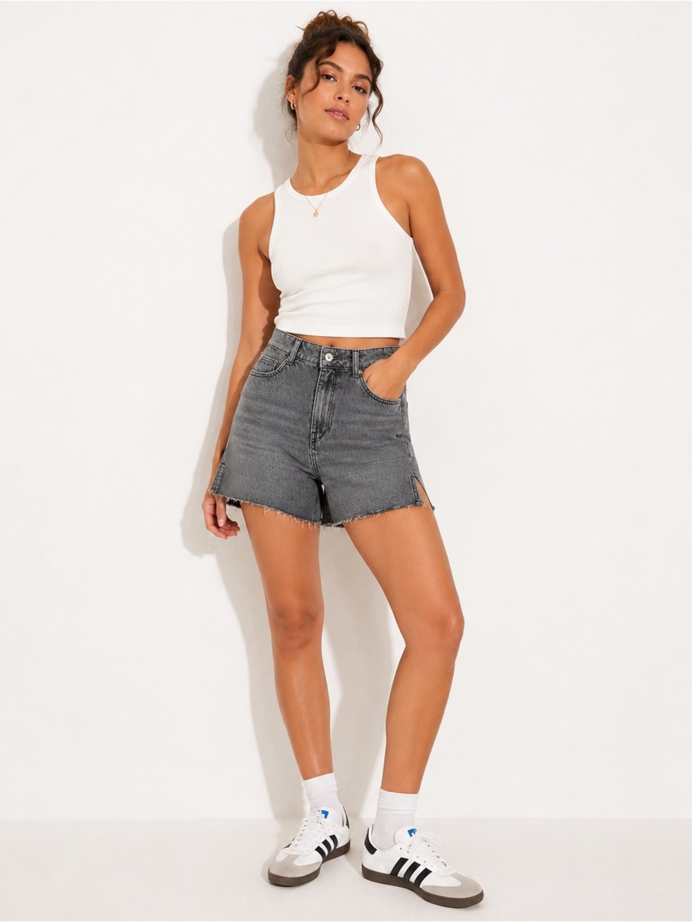 ZARA High Rise Gray Washed Denim Shorts Raw Hem Side Slit Size 2